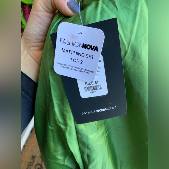 FASHION NOVA Can’t Let You Go Tweed Skirt Matching Set Sage Green SZ Medium NEW - Picture 8 of 16